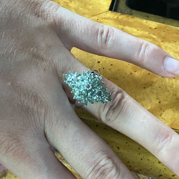 Natural Green Apatite Sterling Silver Cocktail Ring Size 6 - Picture 4 of 9